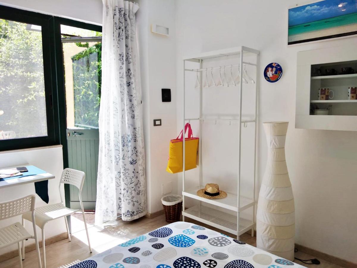 Il Giardino Di Laura Private Rooms Mondello Dış mekan fotoğraf
