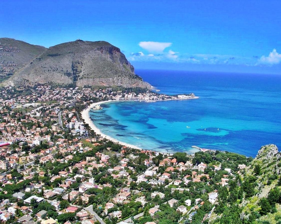 Il Giardino Di Laura Private Rooms Mondello Dış mekan fotoğraf